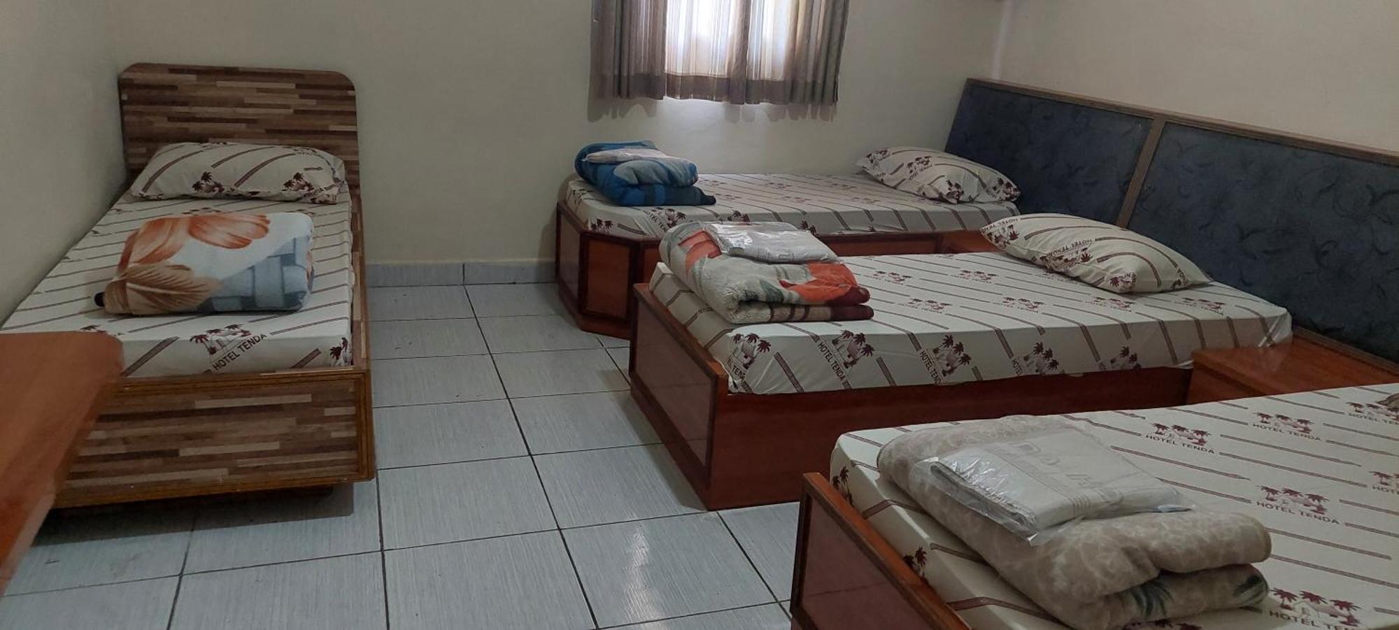 Hotel Tenda 2 瓜卢流斯 外观 照片